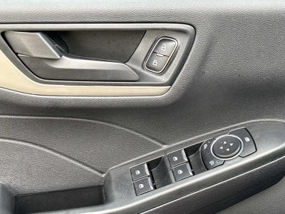 2022 Ford Escape SE Hybrid