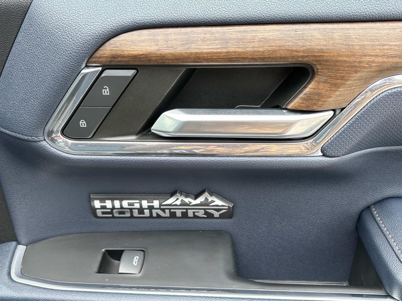 2023 Chevrolet Silverado 1500 High Country