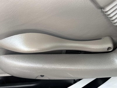 2025 GMC Savana Cutaway 3500 1WT