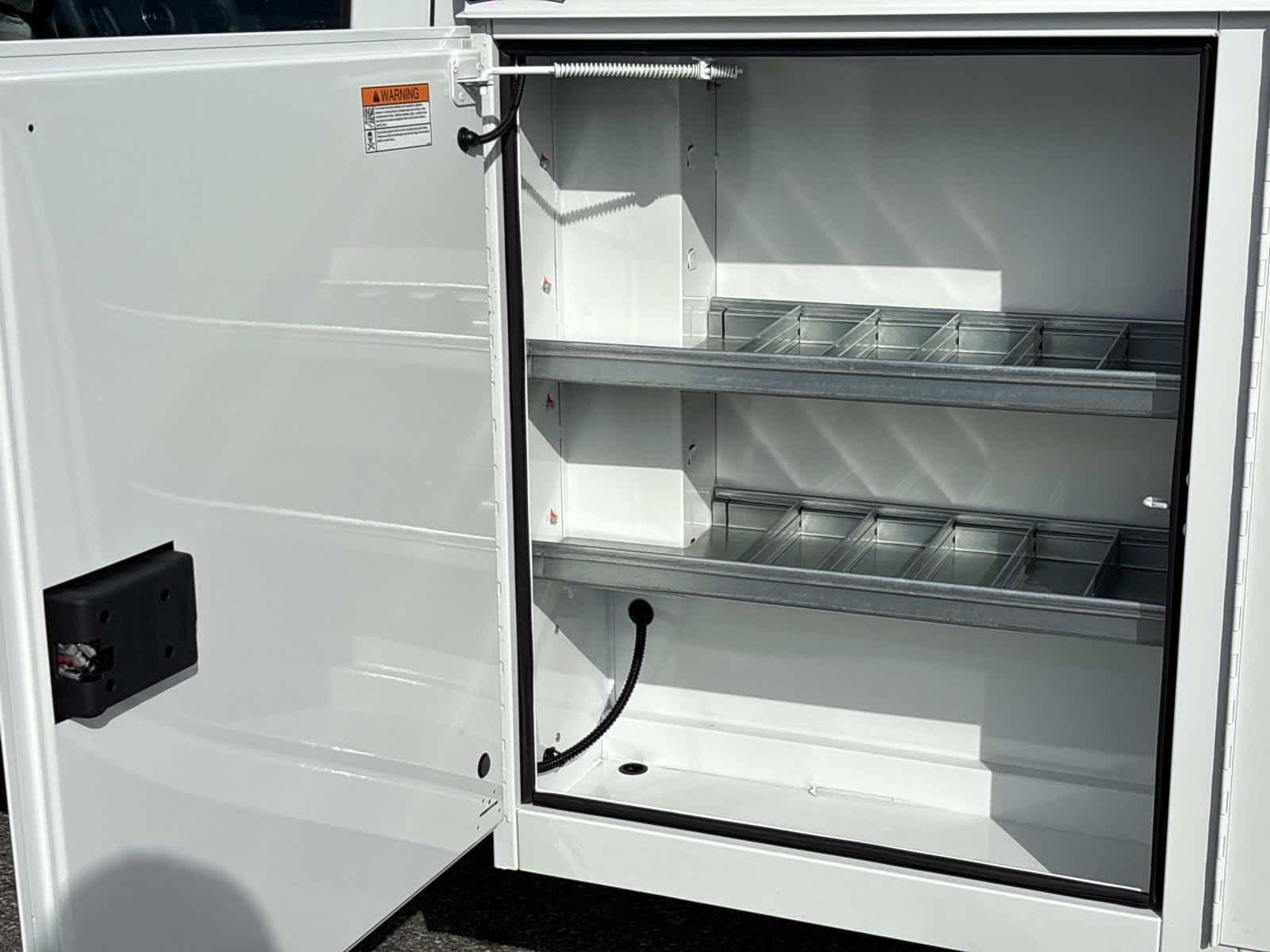 2025 GMC Savana Cutaway 3500 1WT