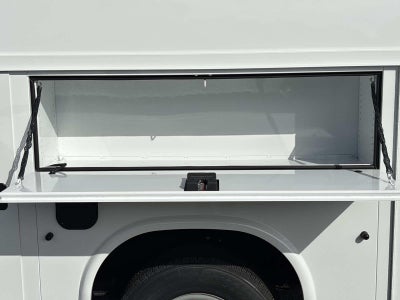 2025 GMC Savana Cutaway 3500 1WT