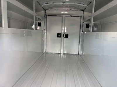 2025 GMC Savana Cutaway 3500 1WT