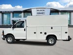 2025 GMC Savana Cutaway 3500 1WT