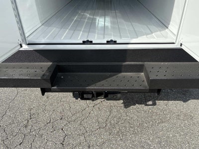 2025 GMC Savana Cutaway 3500 1WT