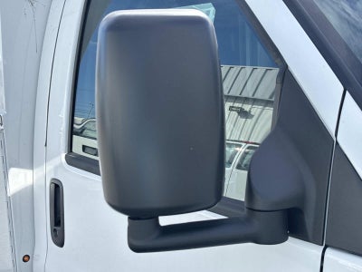 2025 GMC Savana Cutaway 3500 1WT