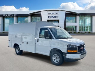 2025 GMC Savana Cutaway 3500 1WT
