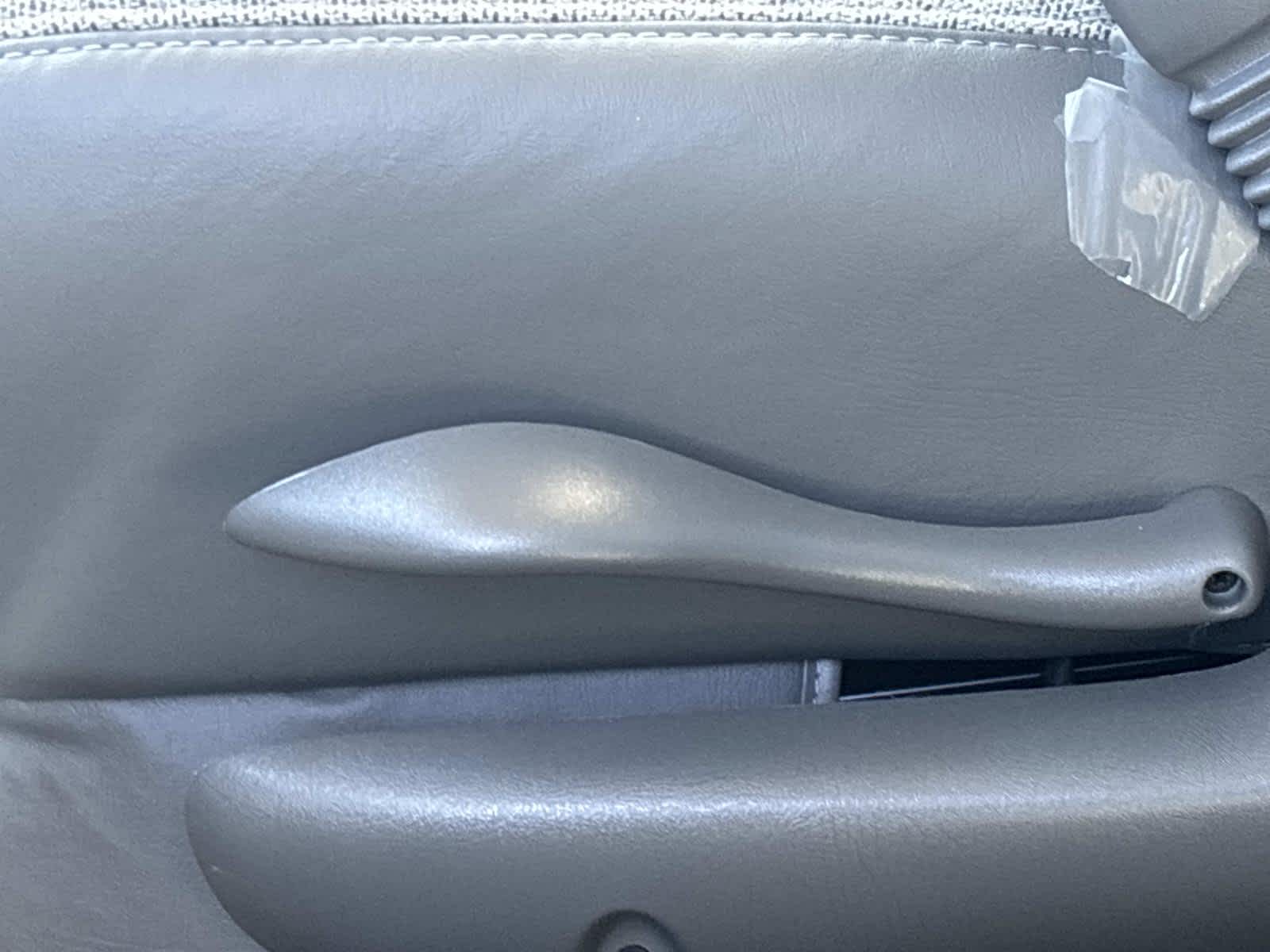 2025 GMC Savana Cutaway 3500 1WT