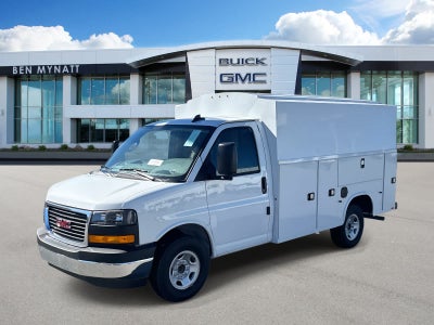 2025 GMC Savana Cutaway 3500 1WT