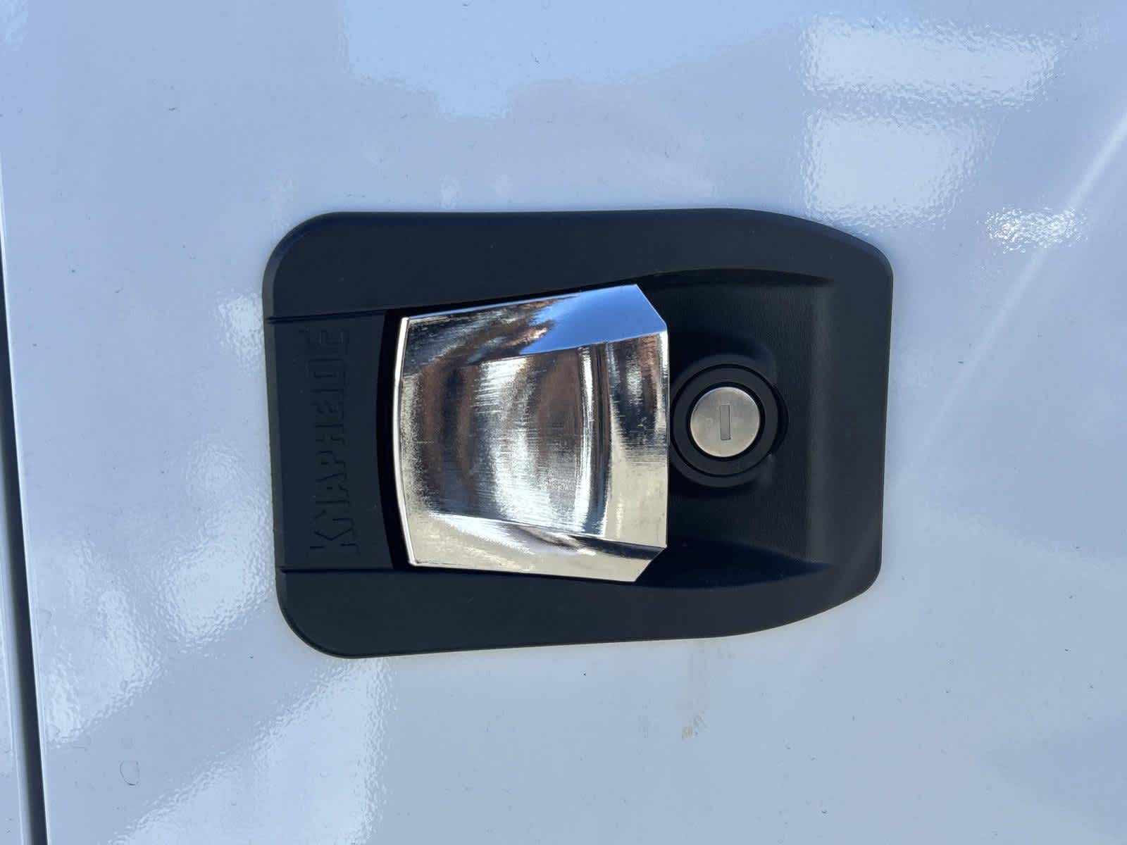 2025 GMC Savana Cutaway 3500 1WT