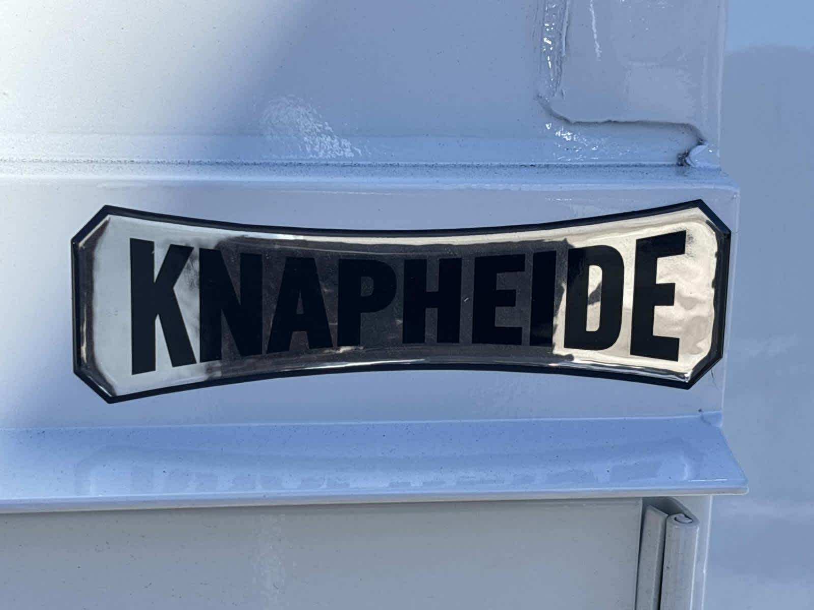 2025 GMC Savana Cutaway 3500 1WT