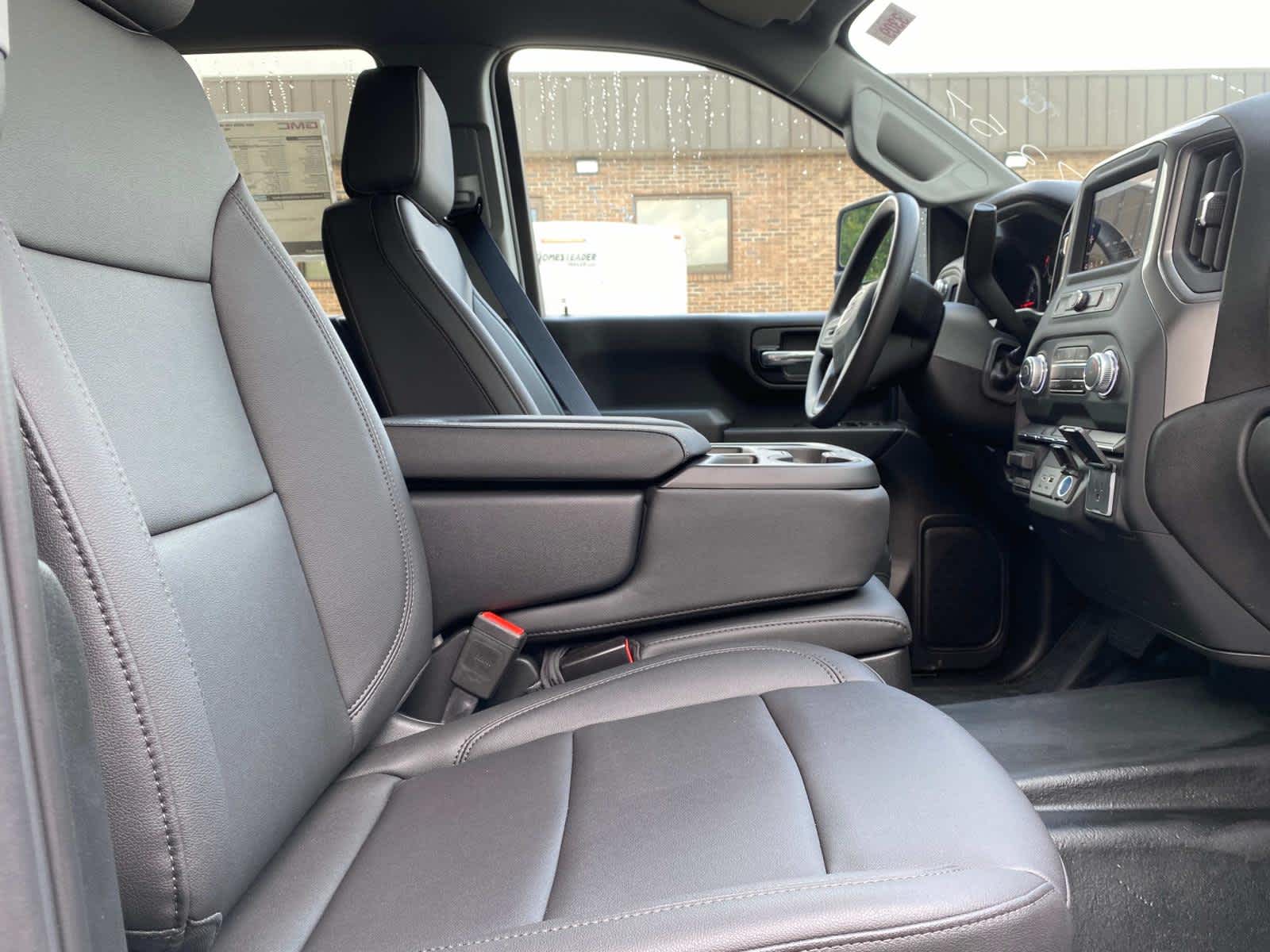 2024 GMC Sierra 2500 HD Pro