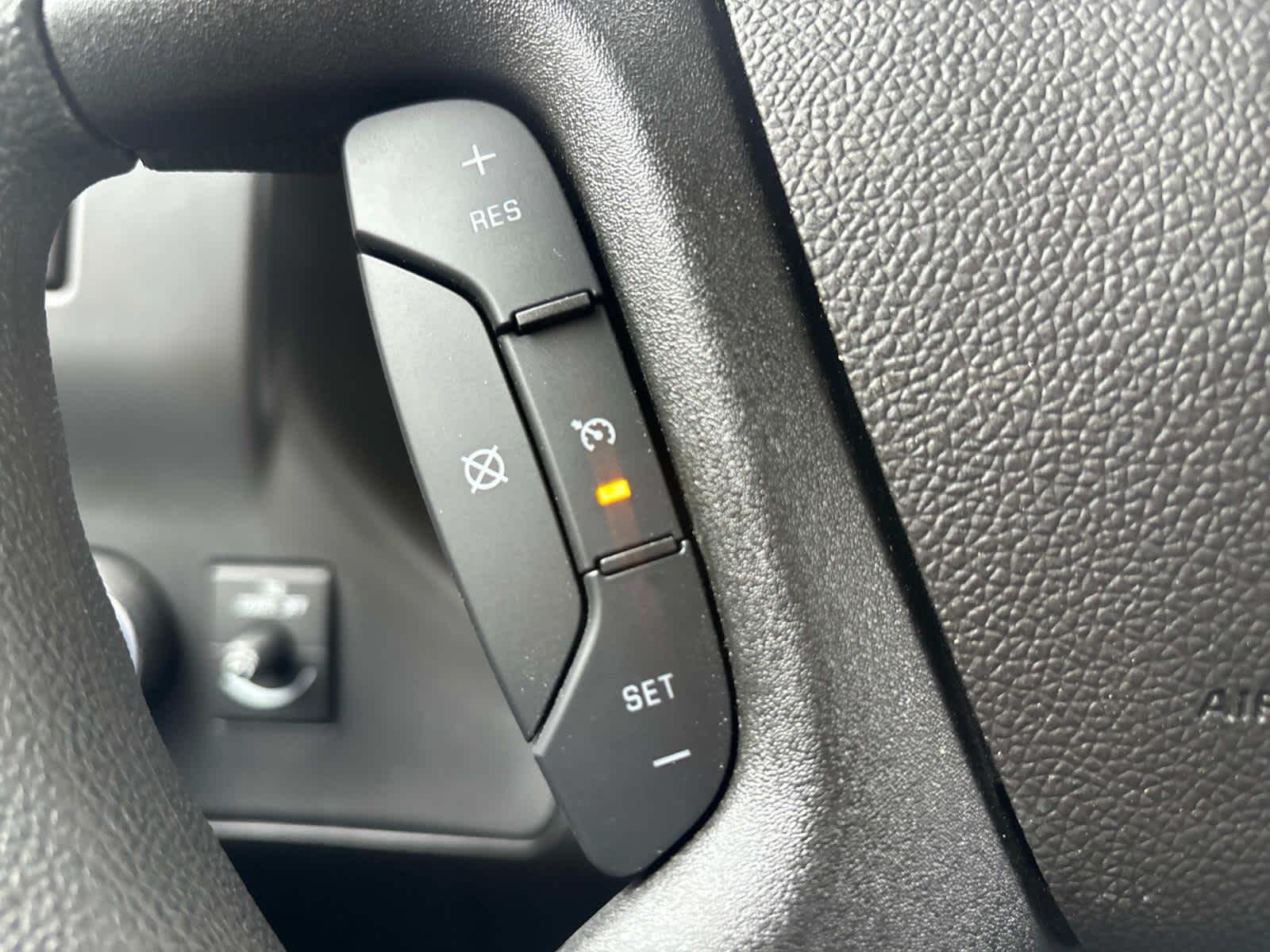 2024 GMC Savana Cutaway 3500 1WT