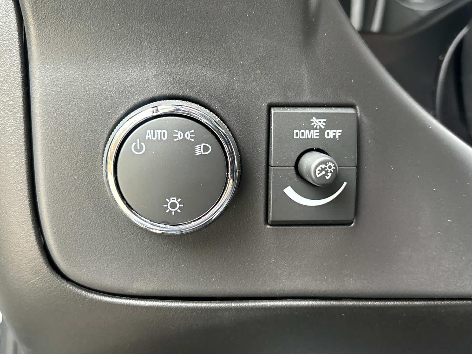 2024 GMC Savana Cutaway 3500 1WT