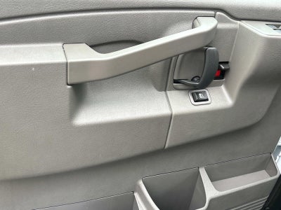 2024 GMC Savana Cutaway 3500 1WT