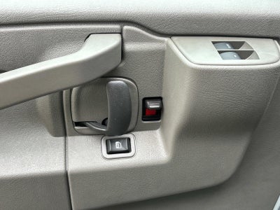 2024 GMC Savana Cutaway 3500 1WT