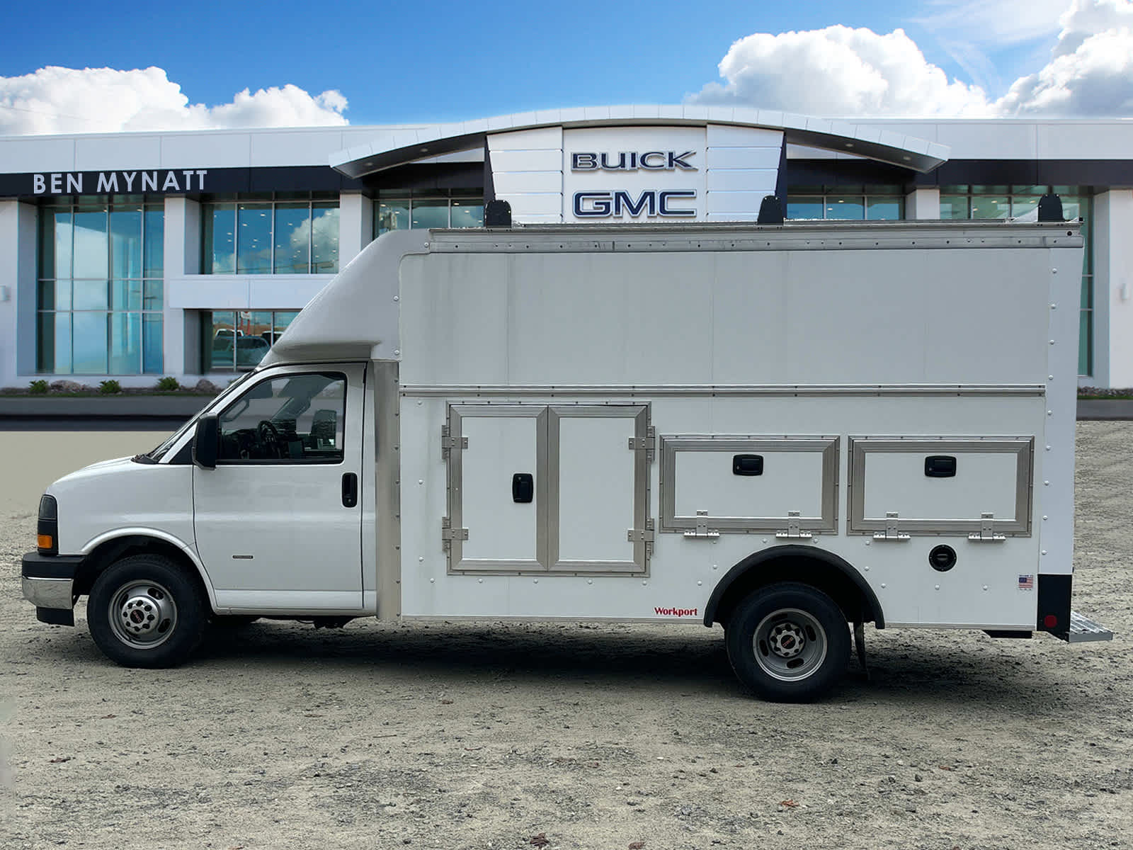 2024 GMC Savana Cutaway 3500 1WT