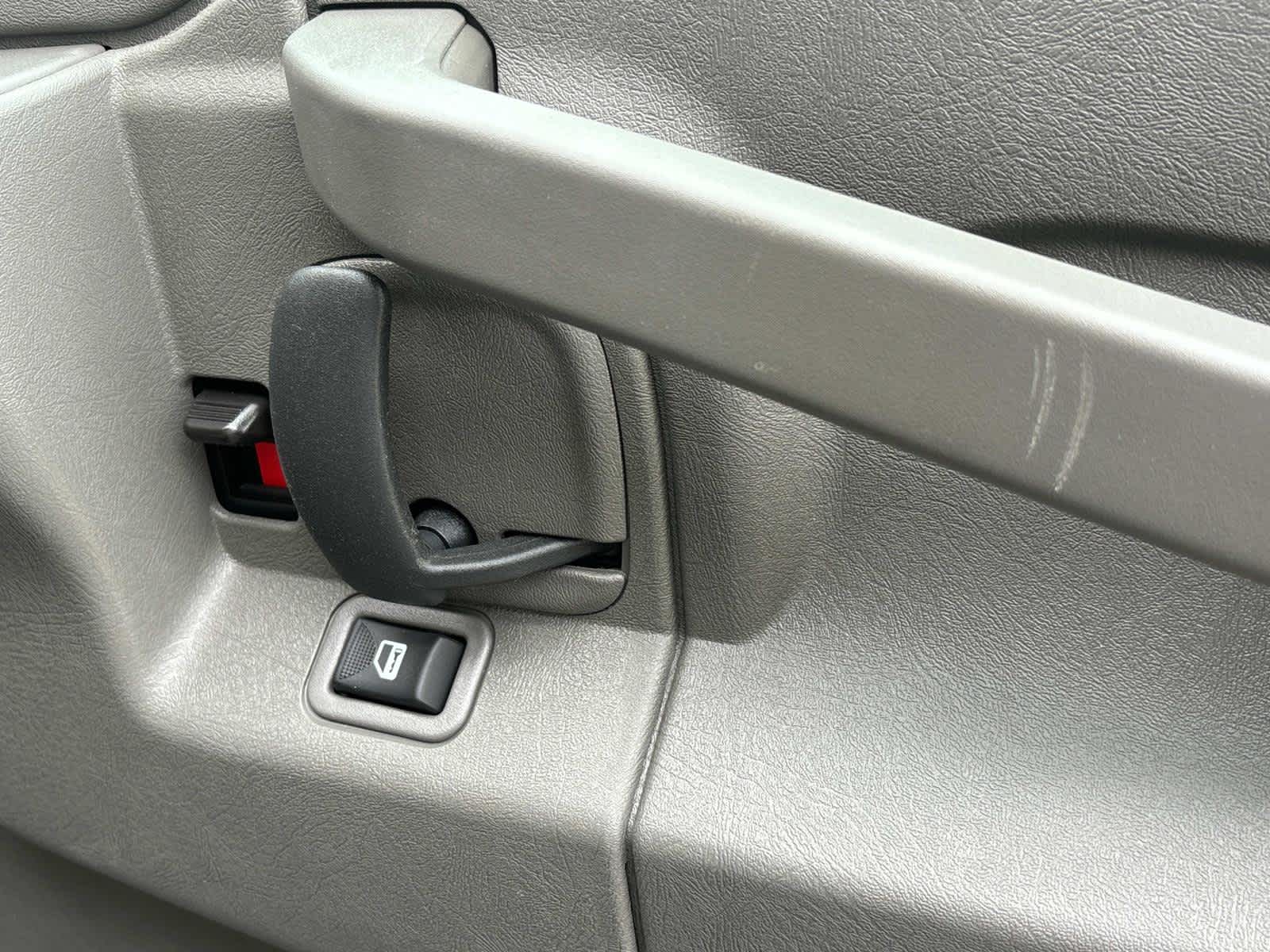 2024 GMC Savana Cutaway 3500 1WT