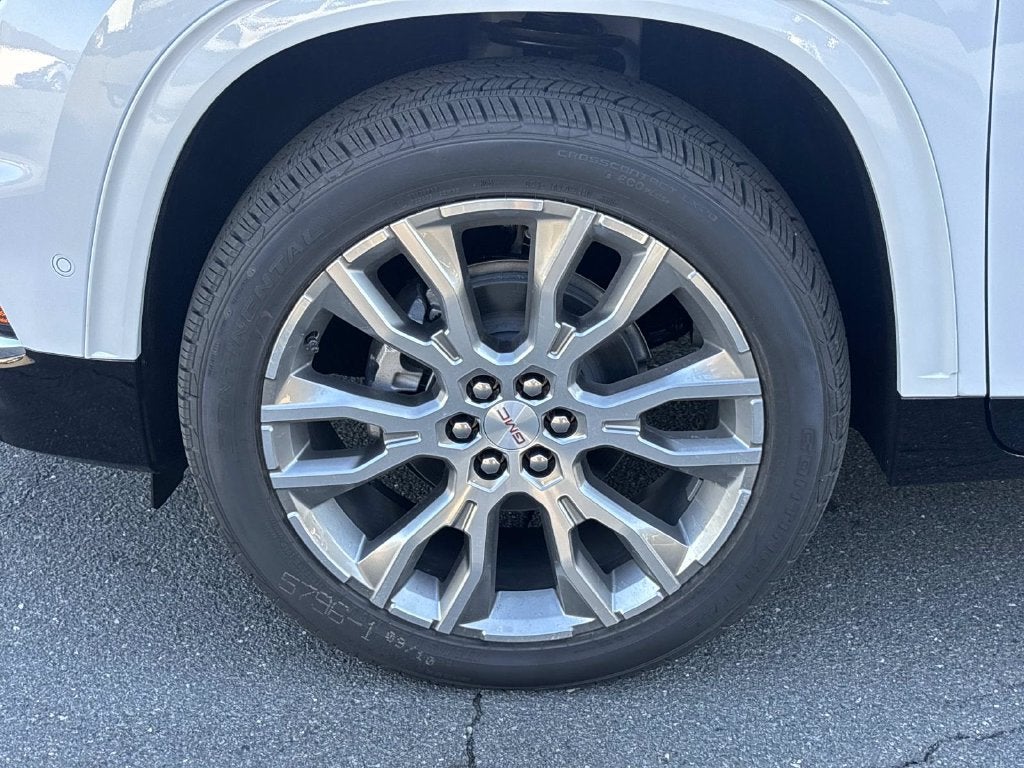 2027 GMC Acadia Denali