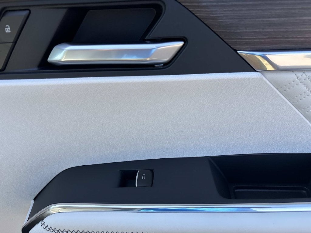 2027 GMC Acadia Denali