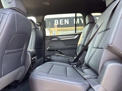 2026 GMC Acadia Elevation