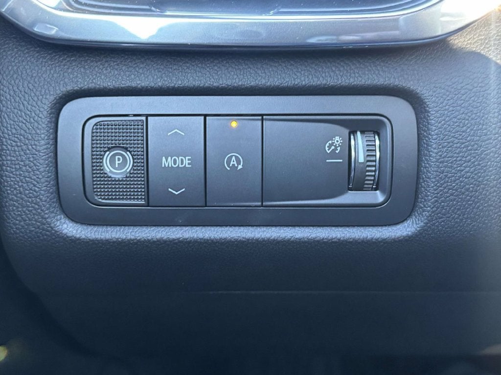 2027 GMC Acadia Denali