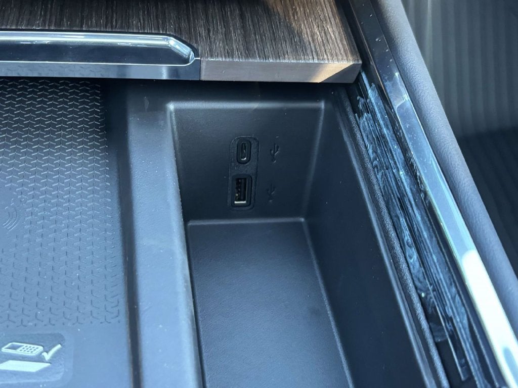 2027 GMC Acadia Denali