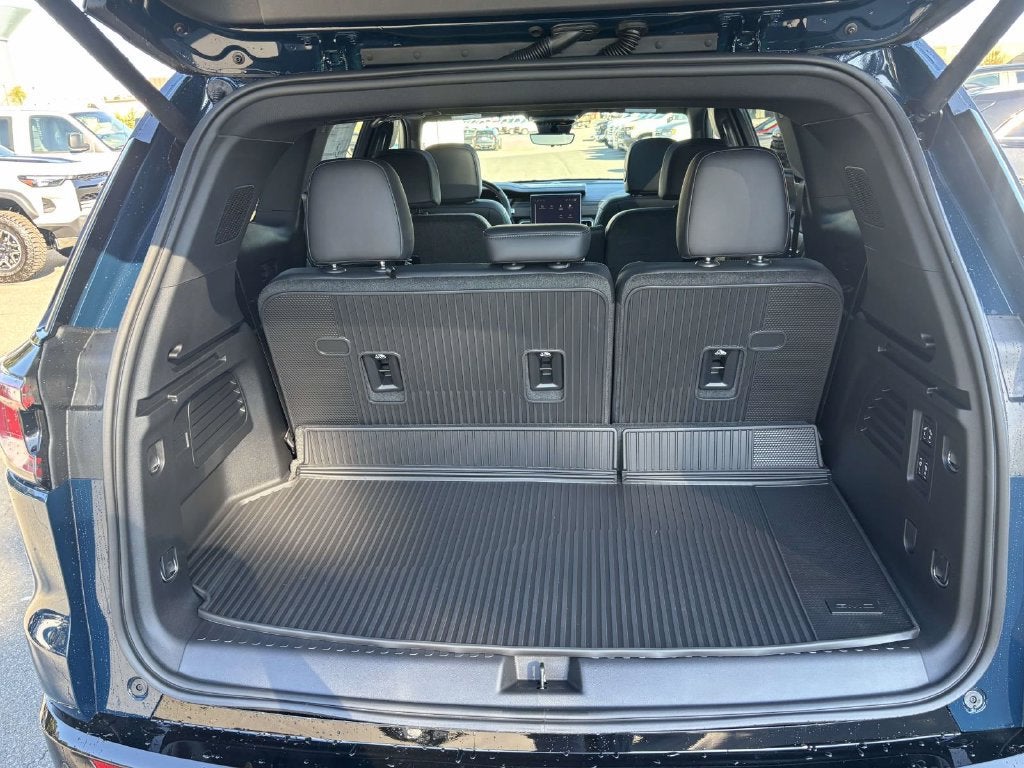2027 GMC Acadia Denali