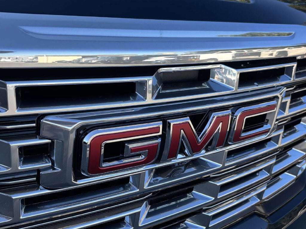 2027 GMC Acadia Denali