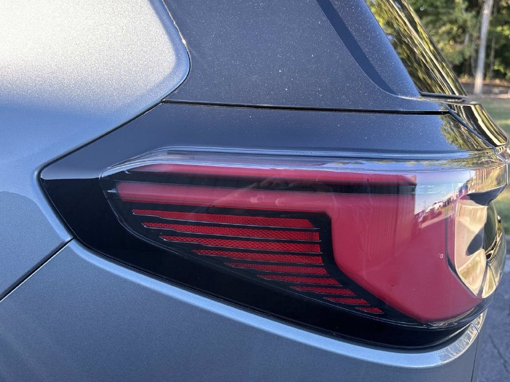 2027 GMC Acadia Denali