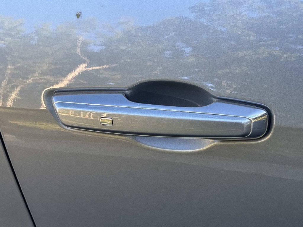 2027 GMC Acadia Denali