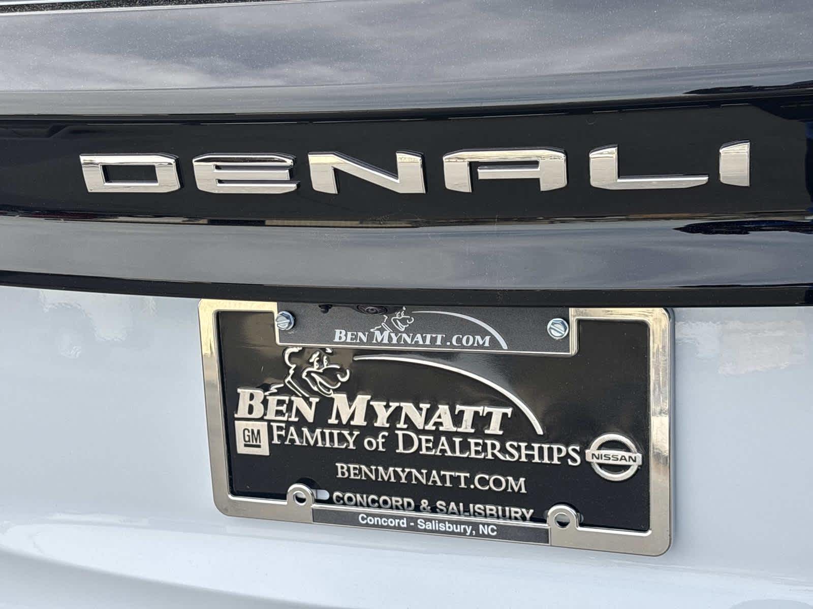 2026 GMC Acadia Denali