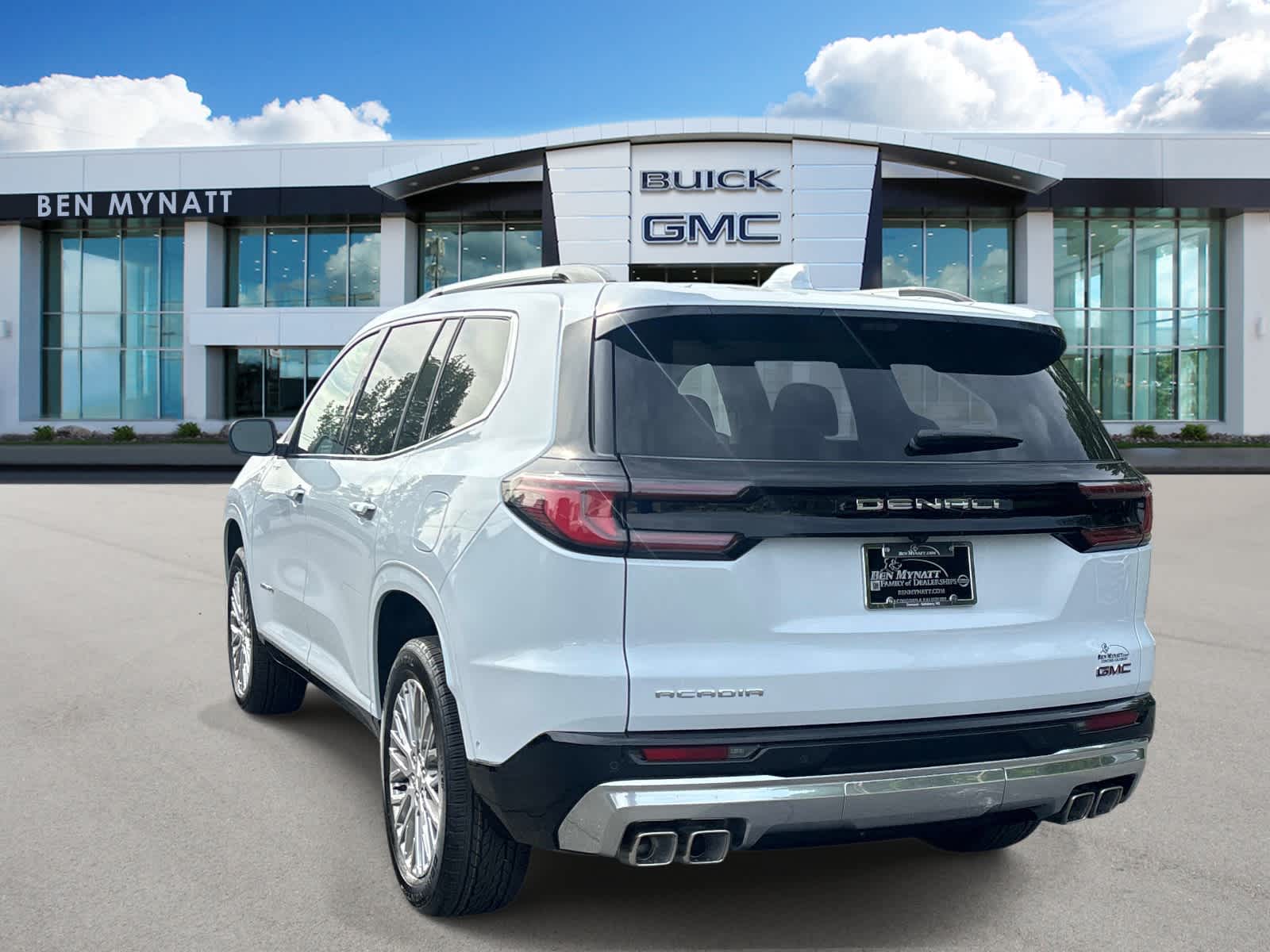 2026 GMC Acadia Denali