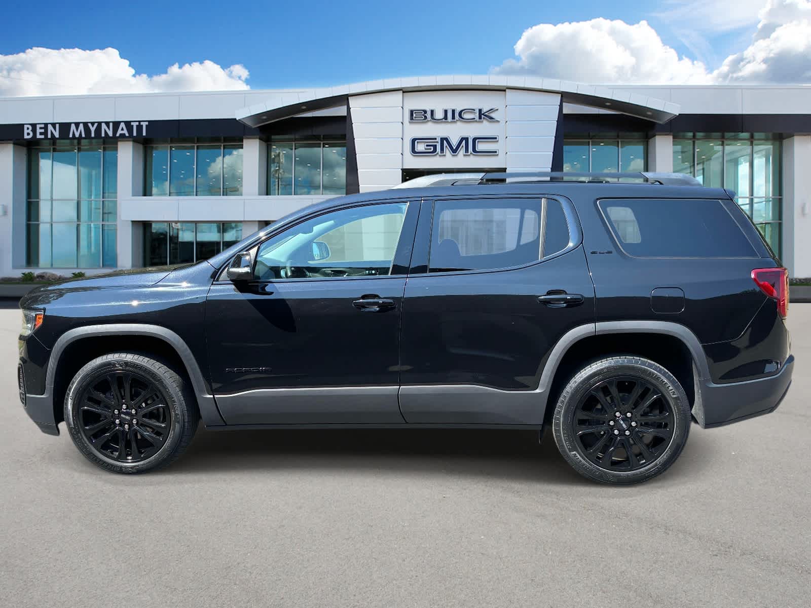 2023 GMC Acadia SLE
