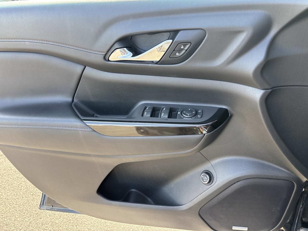 2020 GMC Acadia AT4