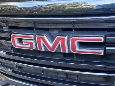 2022 GMC Acadia SLT
