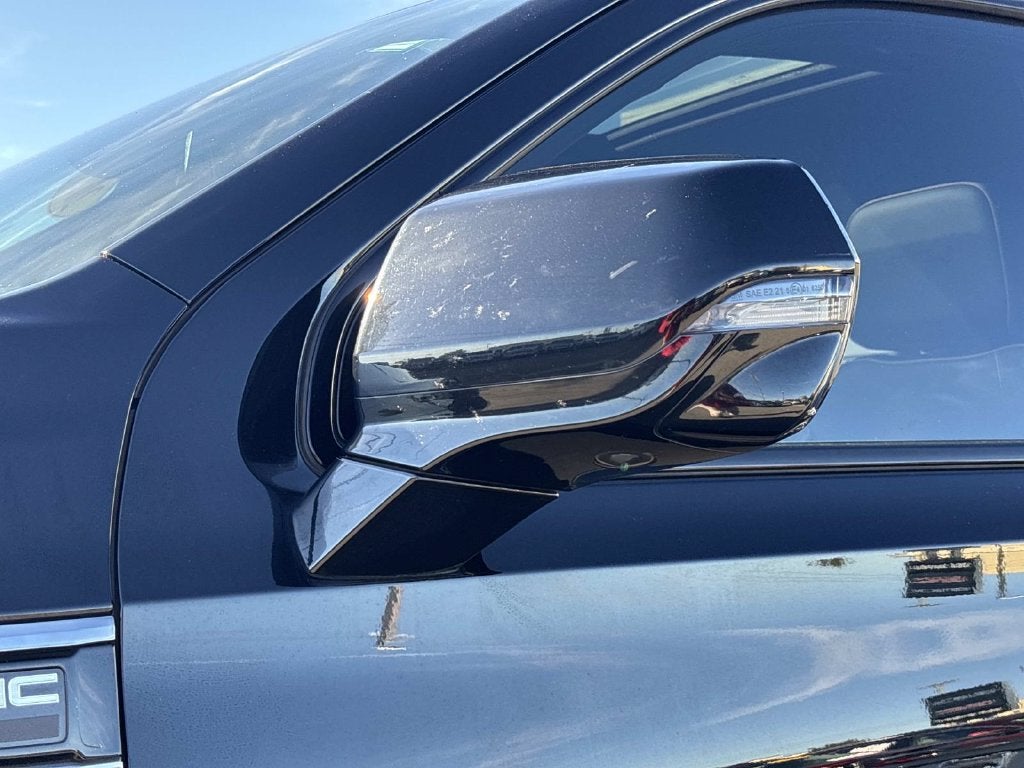 2021 GMC Yukon AT4