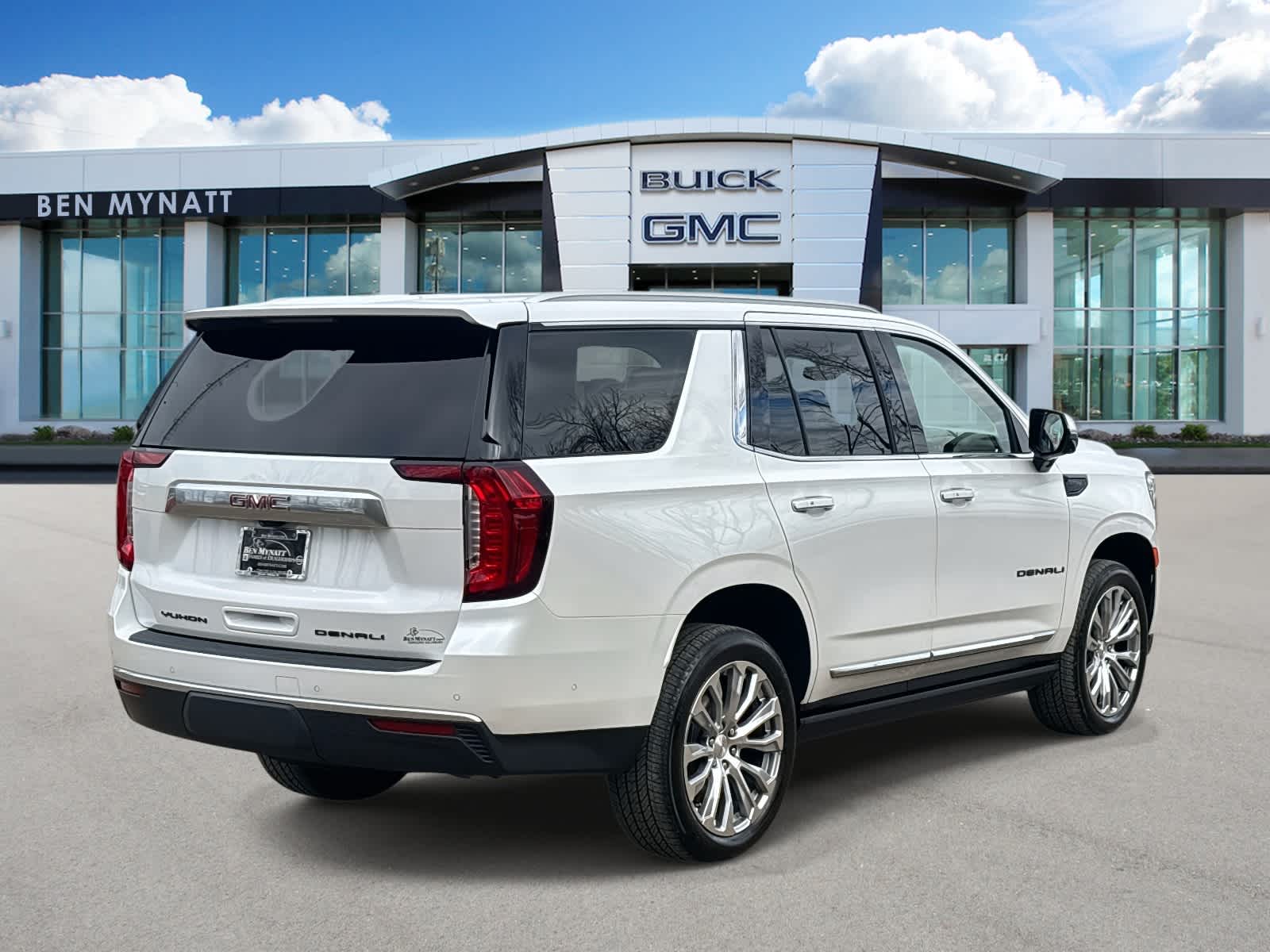 2023 GMC Yukon Denali