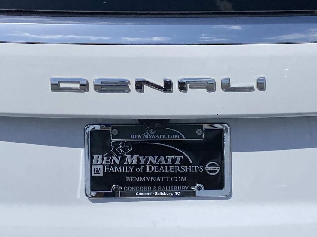 2025 GMC Yukon Denali