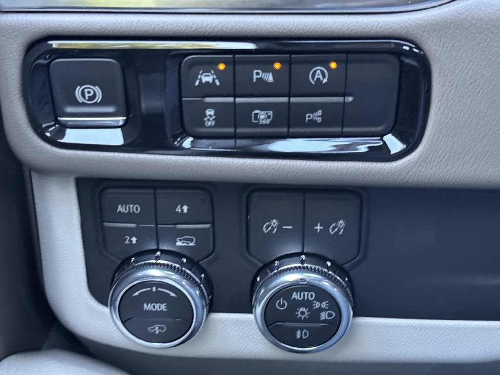 2027 GMC Yukon XL Denali