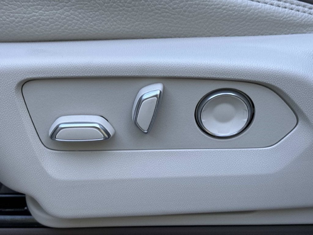 2027 GMC Yukon XL Denali