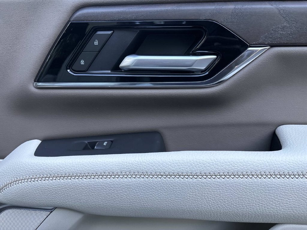 2027 GMC Yukon XL Denali