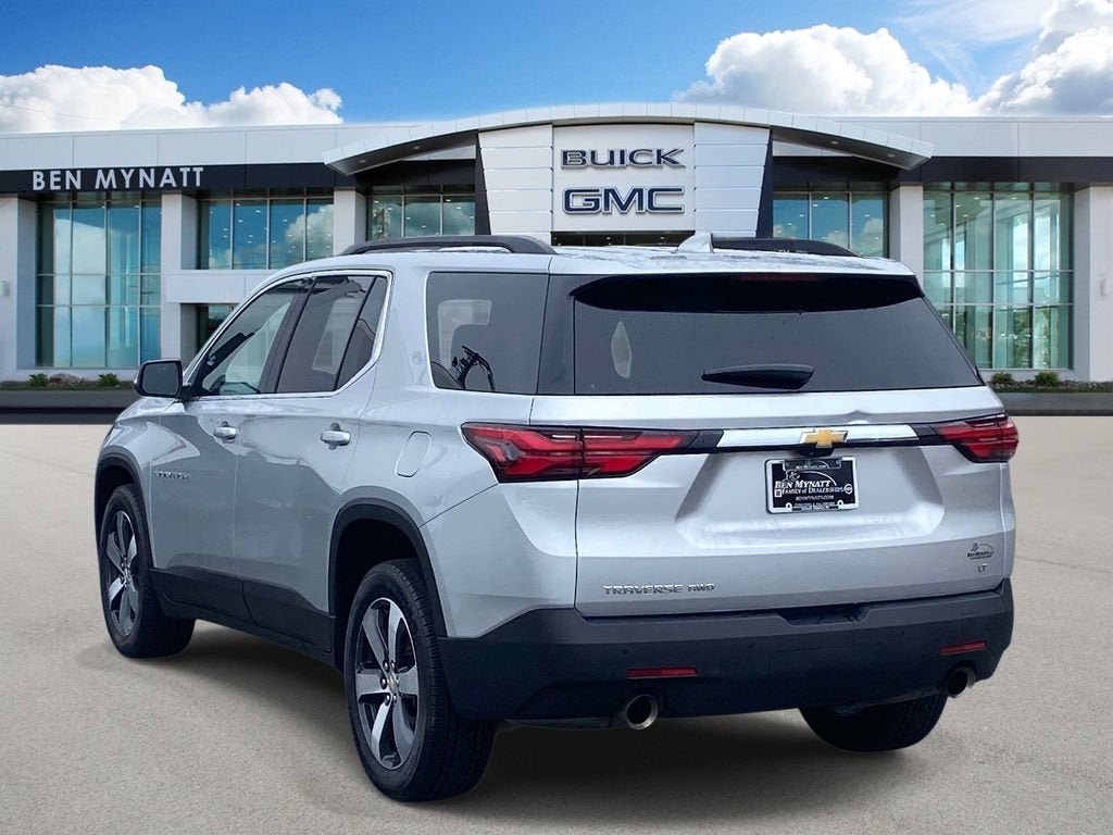2022 Chevrolet Traverse LT Leather