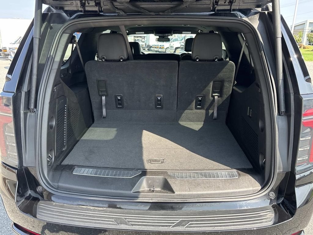 2025 Chevrolet Suburban Z71