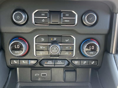 2023 Chevrolet Suburban High Country