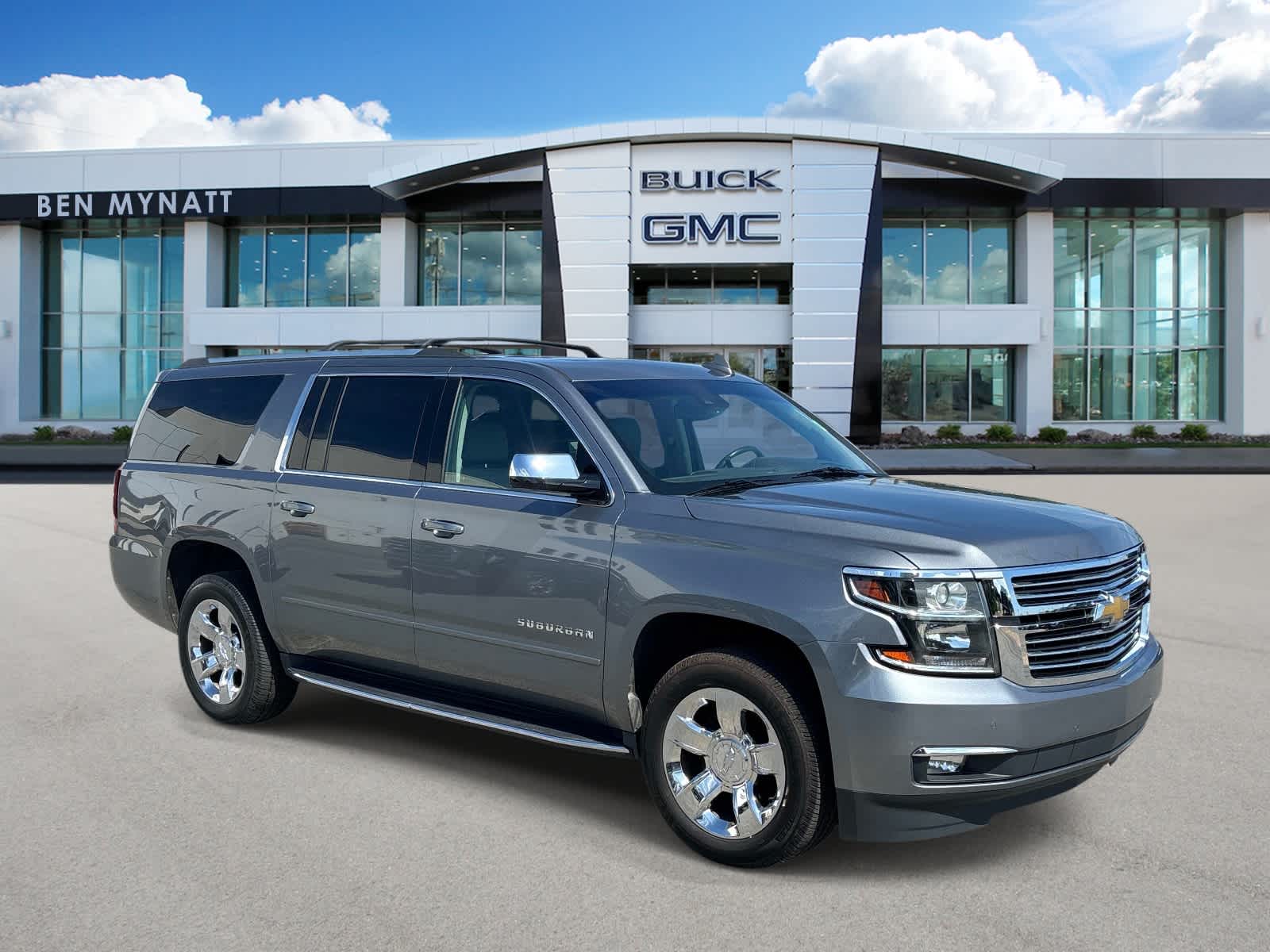 2020 Chevrolet Suburban 4WD 1500 Premier's photo