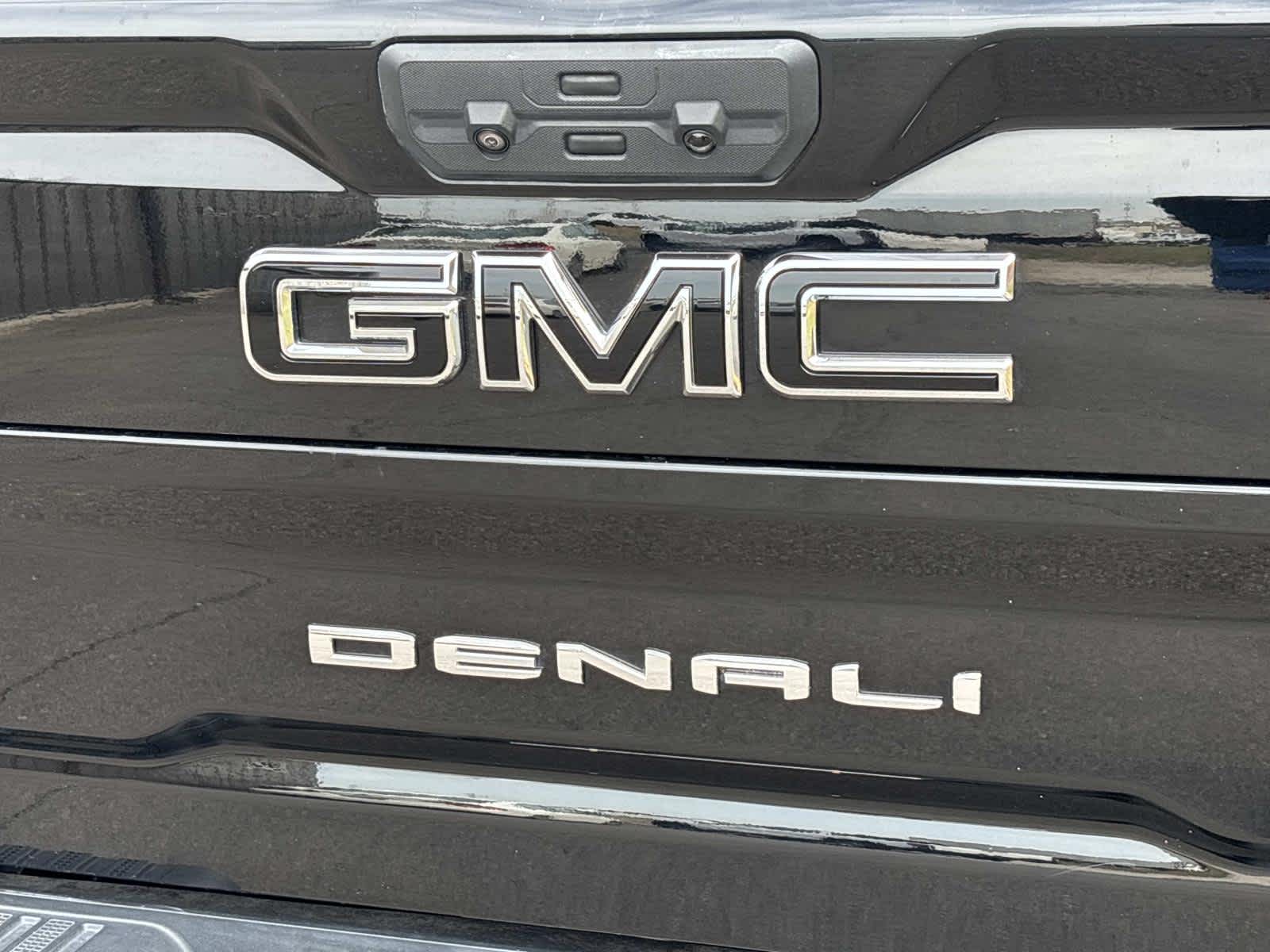 2023 GMC Sierra 2500 HD Denali