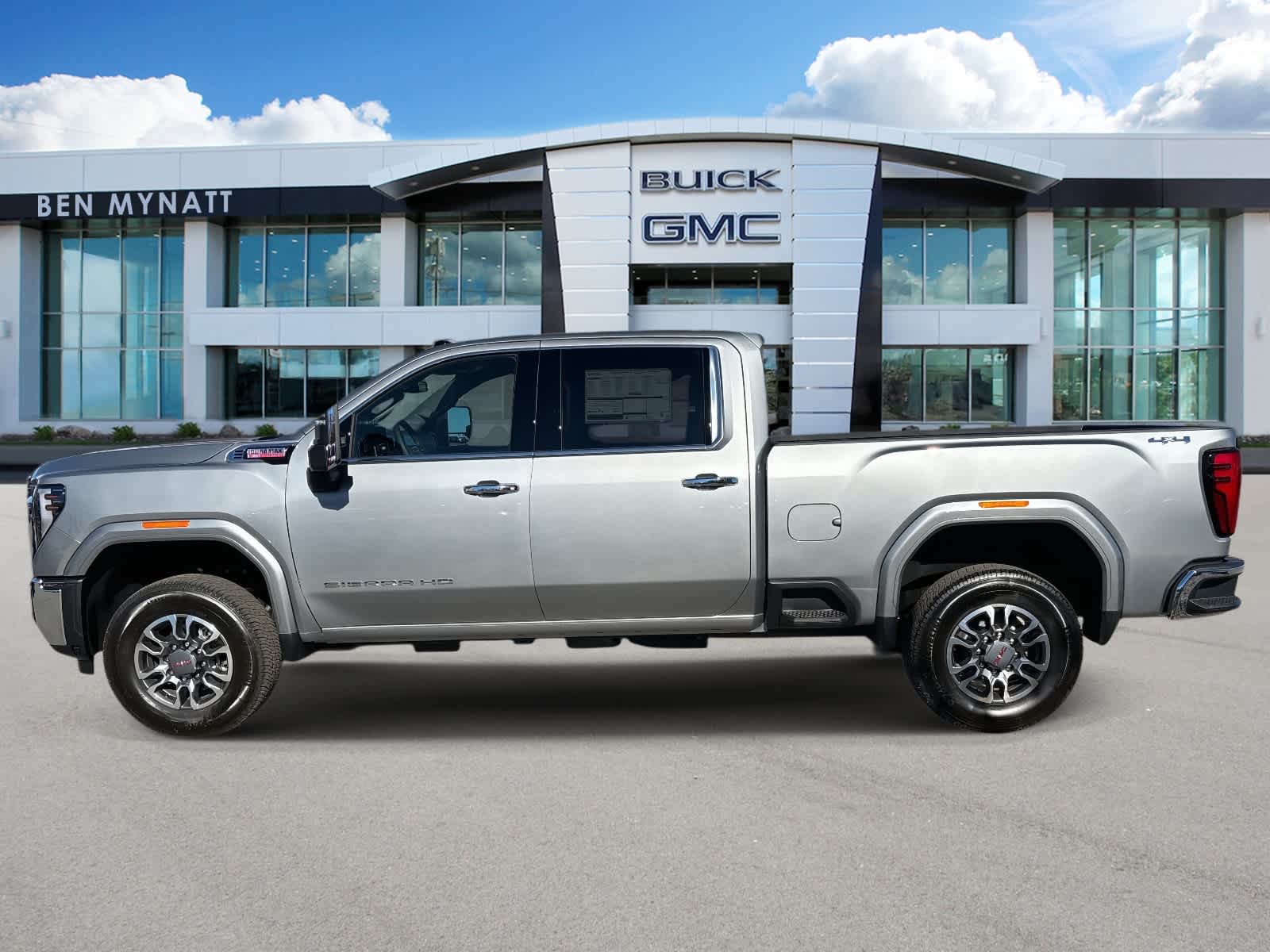 2026 GMC Sierra 2500 HD SLT