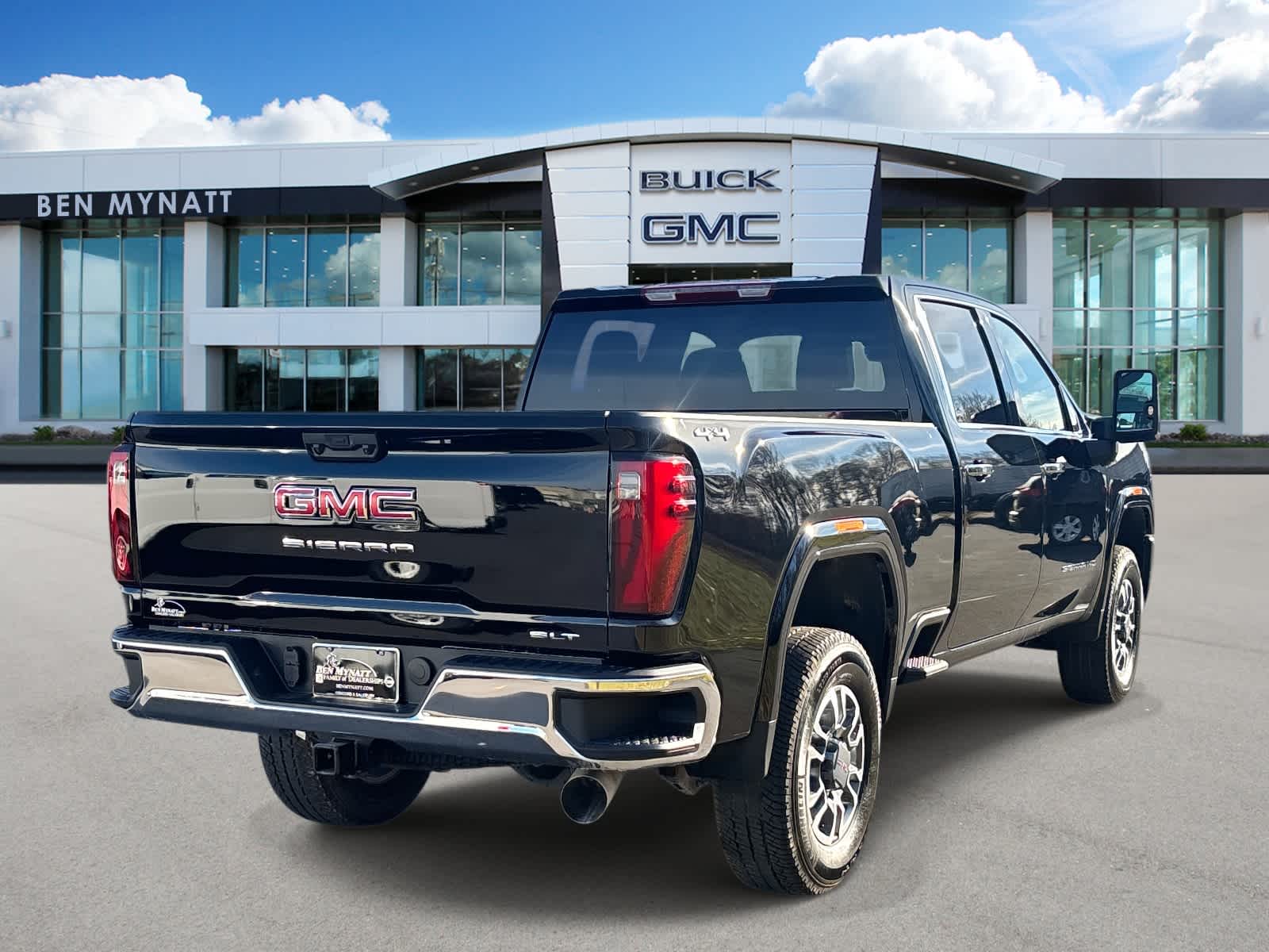 2026 GMC Sierra 2500 HD SLT