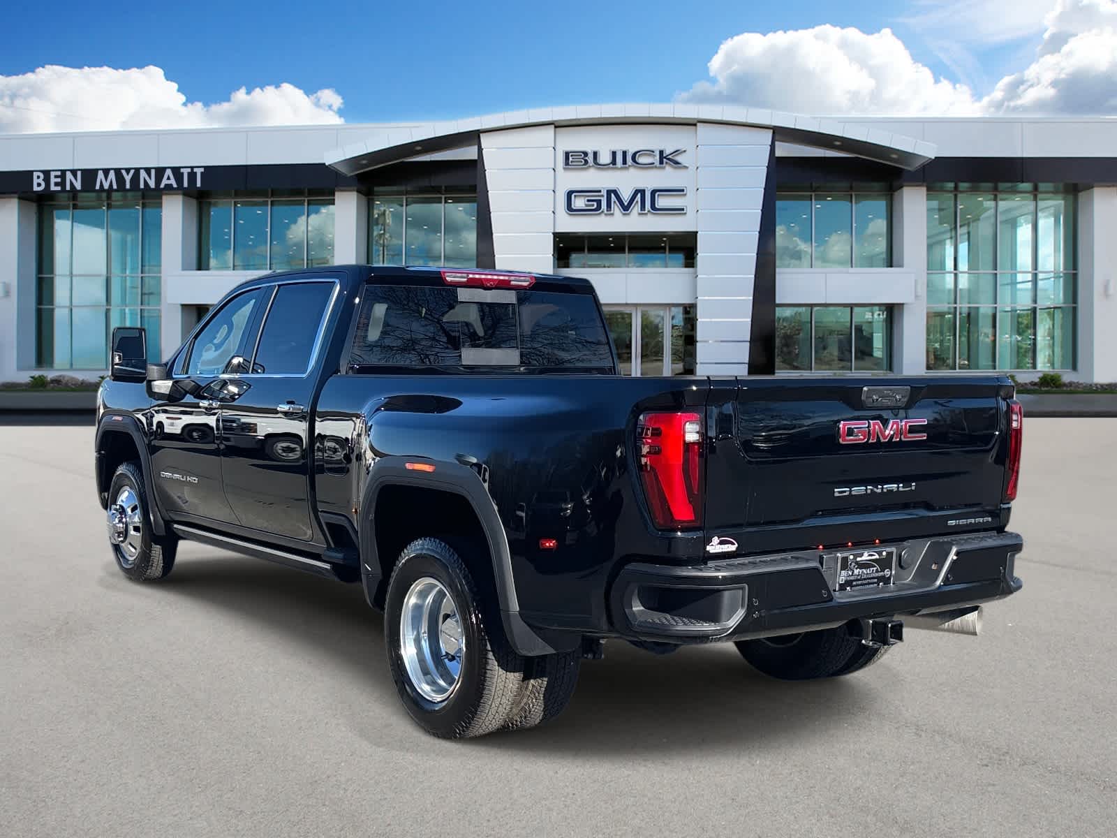 2026 GMC Sierra 3500 HD Denali DRW