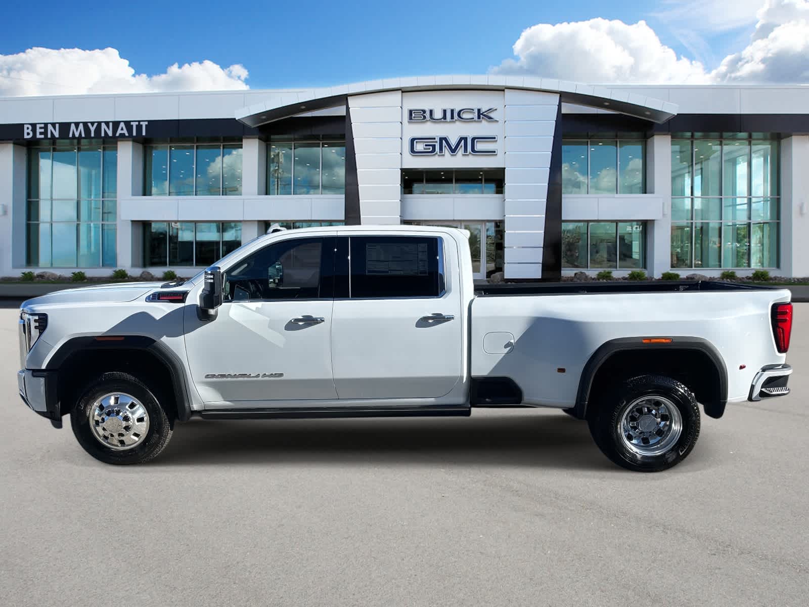 2026 GMC Sierra 3500 HD Denali DRW